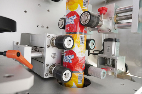 Shrink Sleeve Label Wrapping Machine For Bottle Automatic Heat Shrink Tunnel Sleeve Labeling Machine