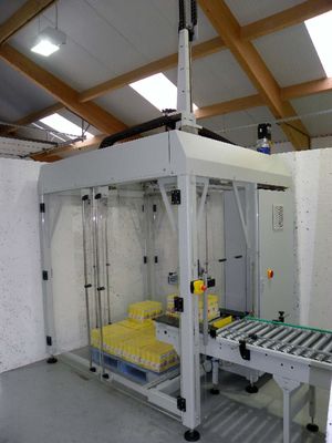 AirTAC Automatic Pallet Shrink Wrap Machine Robotic Case Palletizer